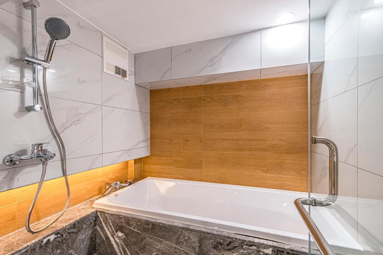 Kunming Dianchi Mideel International Apartment - South Asian Style Fuhai Metro Экстерьер фото